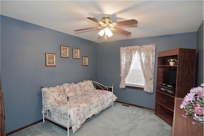 2nd Bedroom