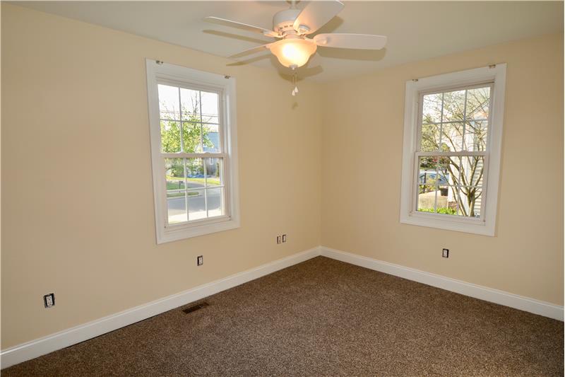 2nd bedroom