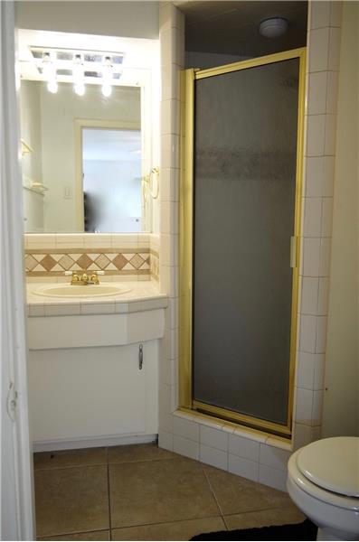 Guest Quarters Bathroom