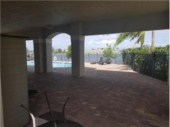 Primary listing photos for listing ID 497049