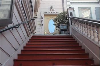 Primary listing photos for listing ID 429986