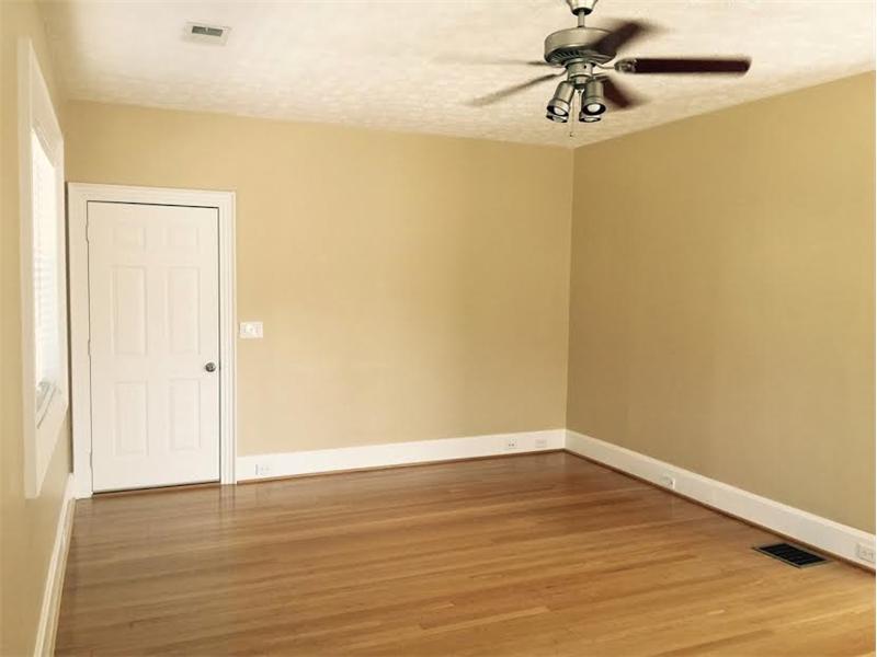 1123 - Living Room