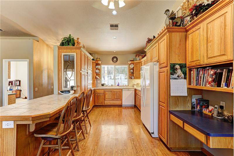19890 Perimeter Road, Grass Valley, CA 95949