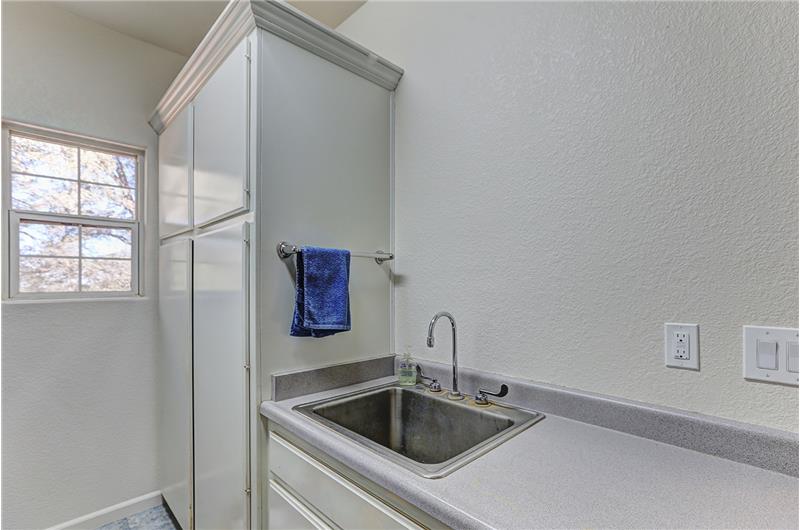 19890 Perimeter Road, Grass Valley, CA 95949