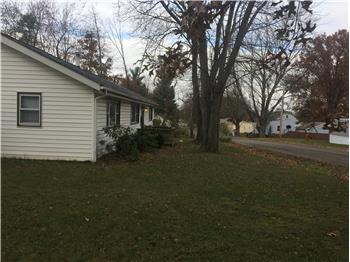 Primary listing photos for listing ID 495104