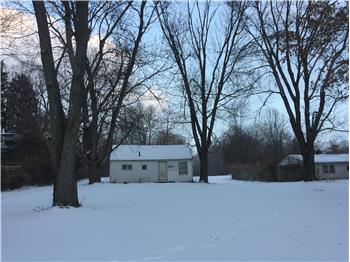 Primary listing photos for listing ID 496271