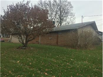Primary listing photos for listing ID 496405