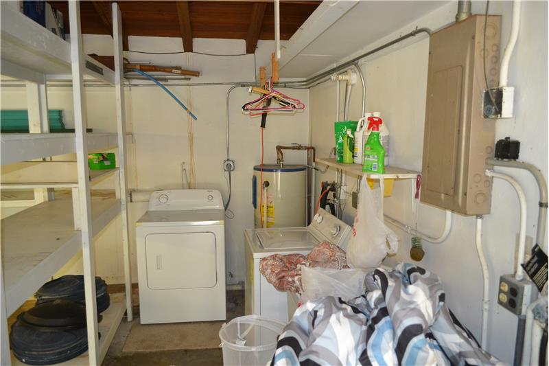 Laundry room in Garage