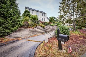 Primary listing photos for listing ID 489896