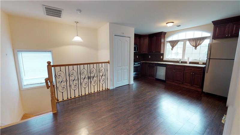 2nd Floor Apartment 