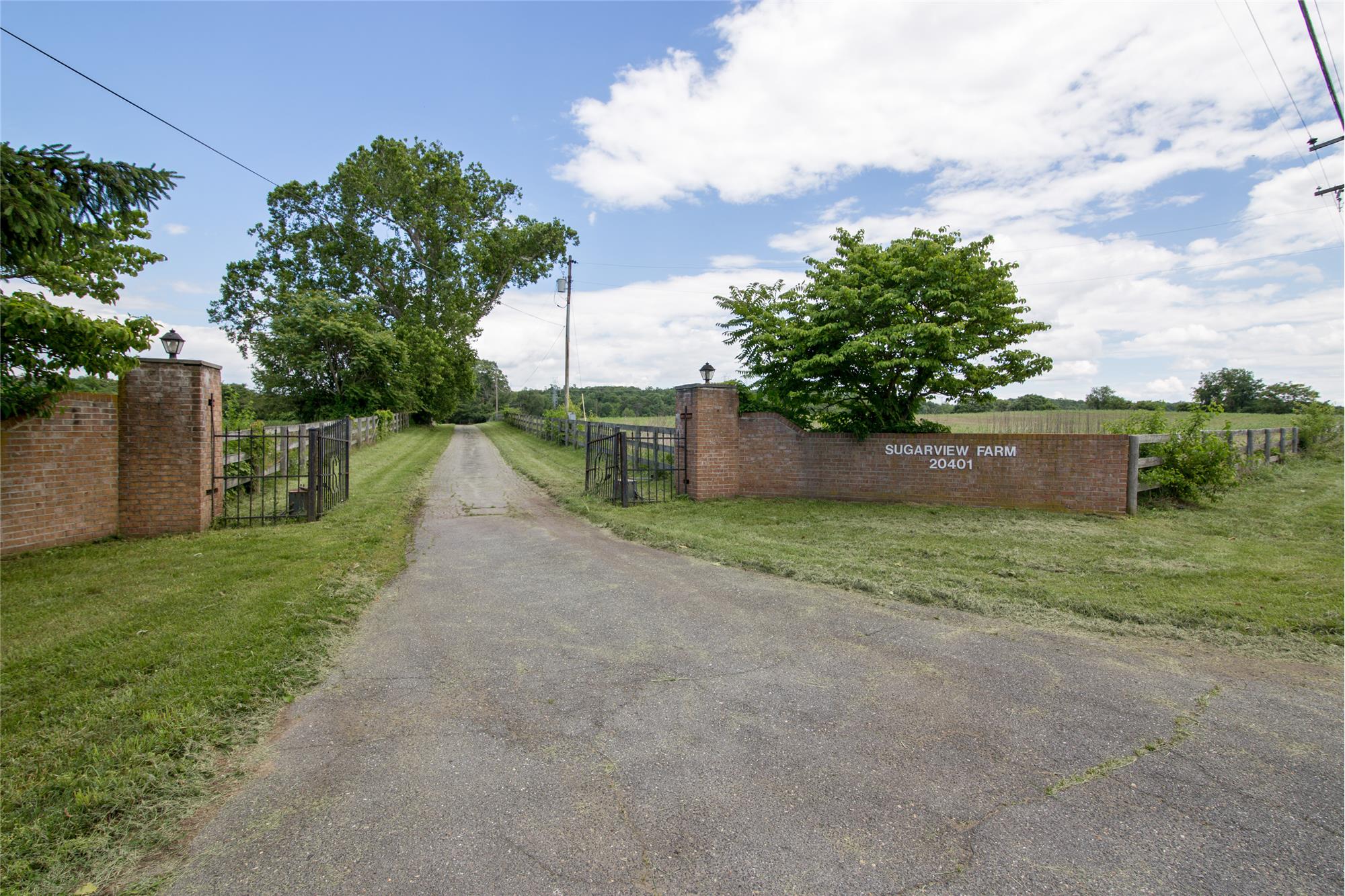 20401 DARNESTOWN RD, DICKERSON, MD 20842 MLS 1002537495 By John