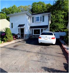Primary listing photos for listing ID 404597