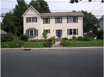 Primary listing photos for listing ID 407266