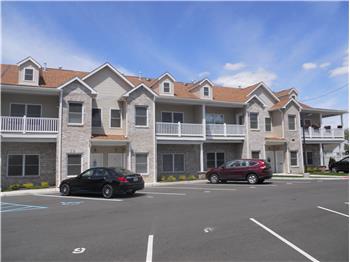 Primary listing photos for listing ID 473700
