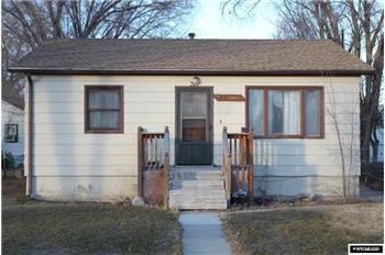 Primary listing photos for listing ID 496453