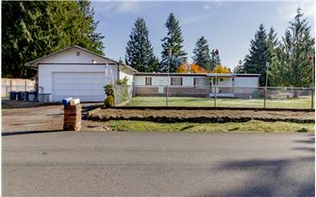Primary listing photos for listing ID 493318