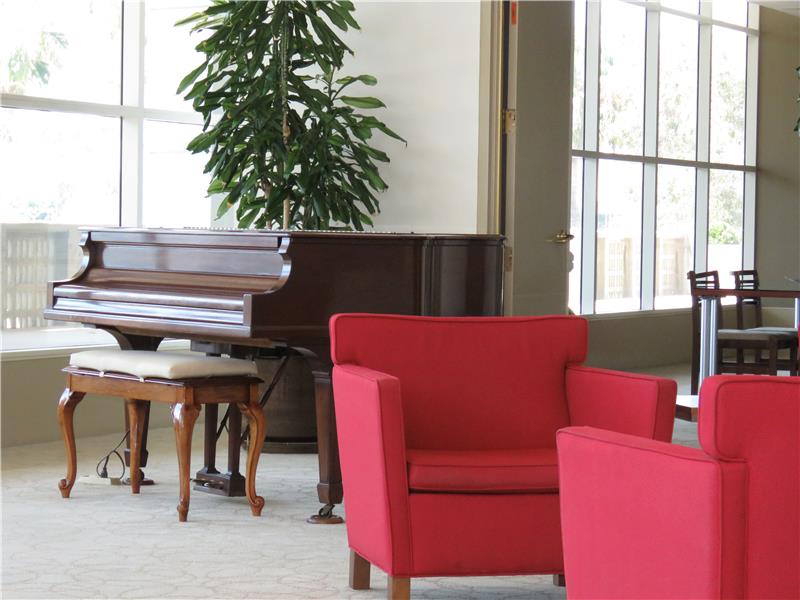 Grand Piano