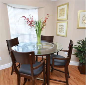 Primary listing photos for listing ID 459298