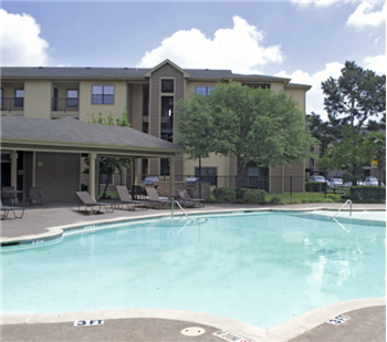 Primary listing photos for listing ID 461982