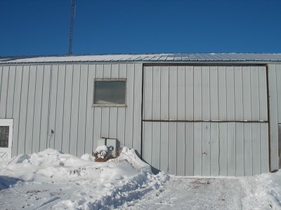 Workshop and Acreage for Sale