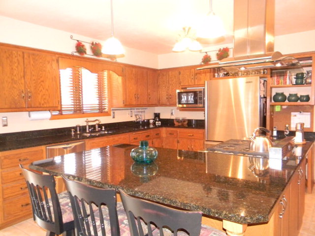 Gourmet Kitchen Stainless Appliances Granite Counters