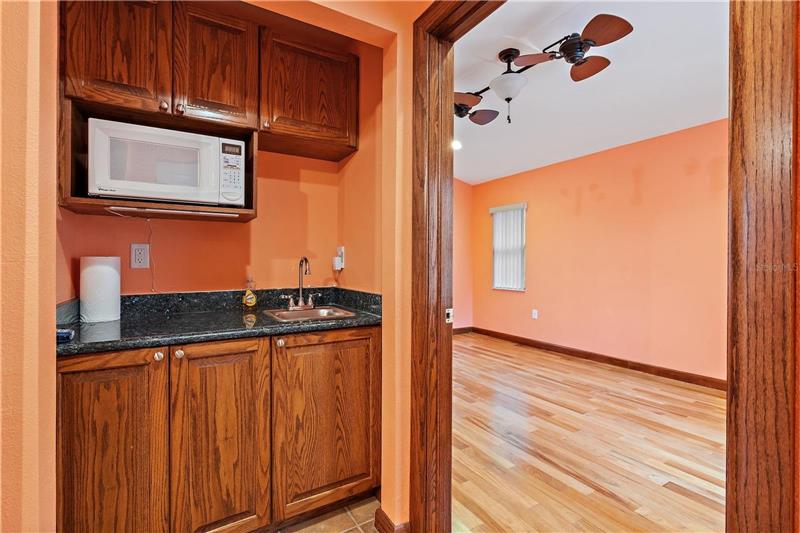 
                            Property Image 70
