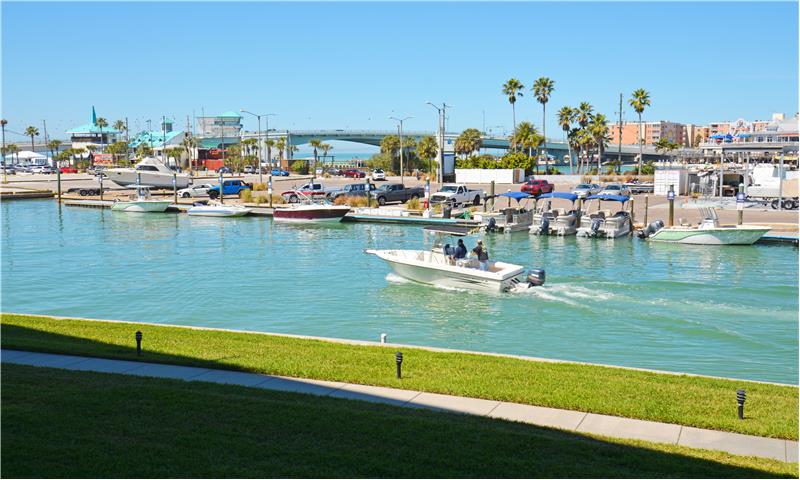 See the boat action from your balcony