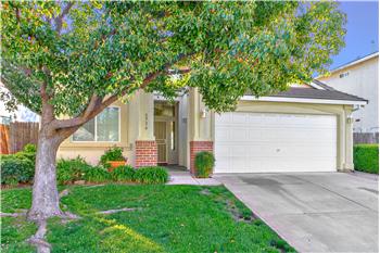 Primary listing photos for listing ID 466317