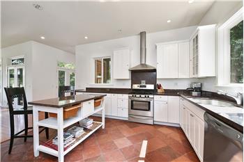 Primary listing photos for listing ID 518063