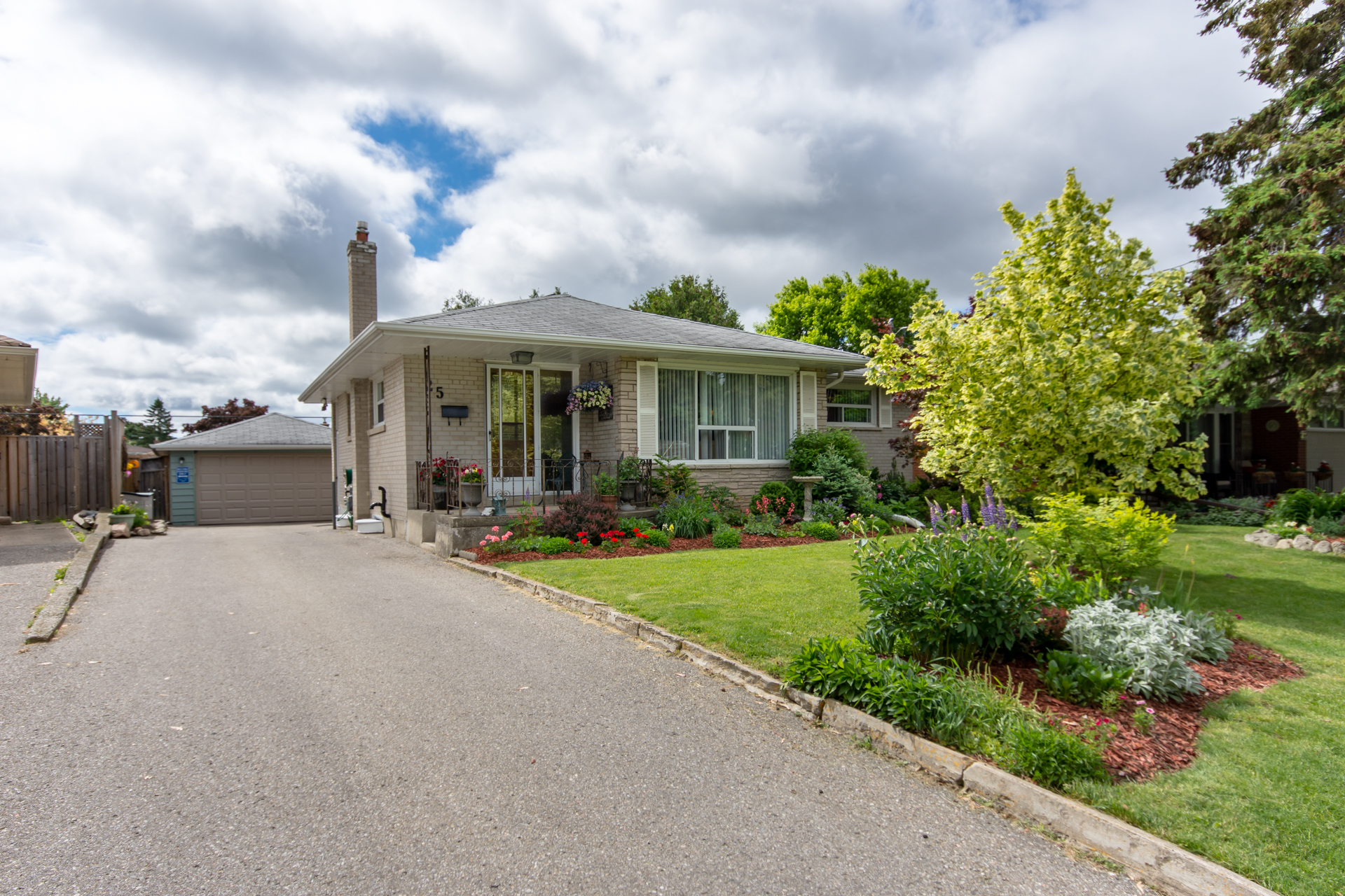 25 Gower Rd., ON