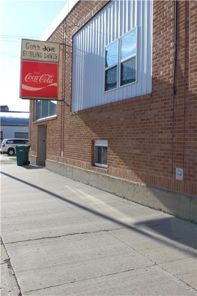 53 1st Ave SE