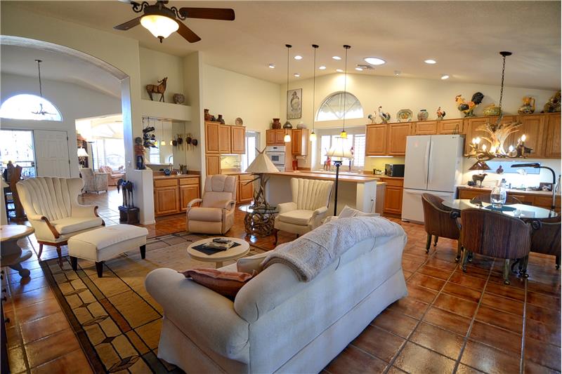Great room to front