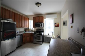 Primary listing photos for listing ID 436202