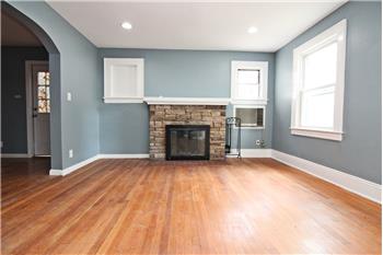 Primary listing photos for listing ID 481379