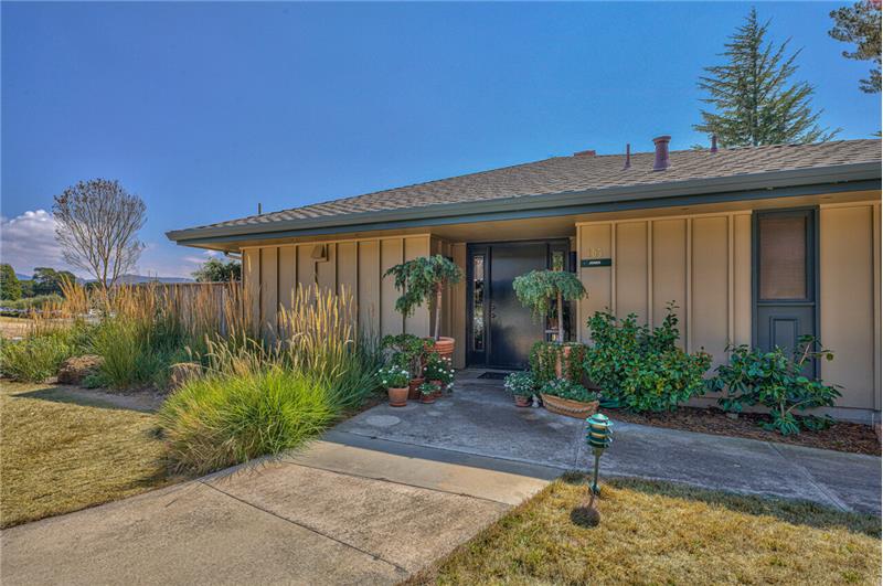 105 Del Mesa
