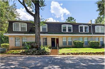 Primary listing photos for listing ID 642328