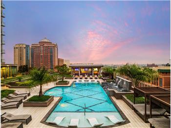 Primary listing photos for listing ID 644296