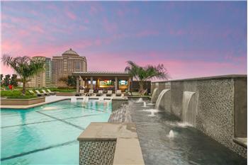 Primary listing photos for listing ID 644329