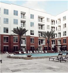 Primary listing photos for listing ID 644398