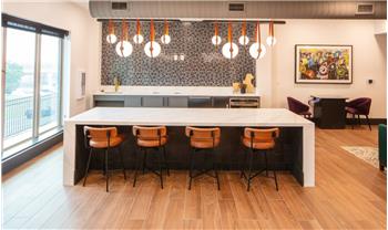 Primary listing photos for listing ID 645897