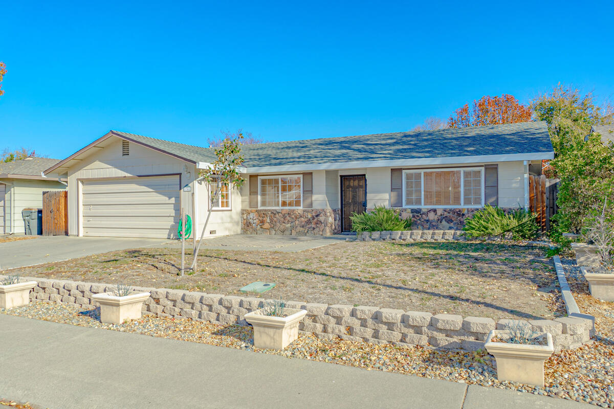 1741 El Paseo Drive, Woodland, CA 95695 MLS 20071922 By Mandy