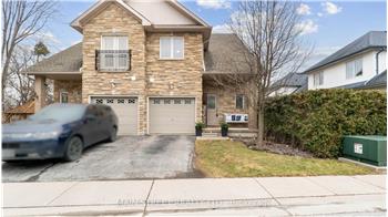 125 Huronia Rd 13, Barrie, ON