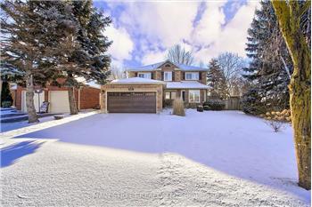 112 Peevers Cres, Newmarket, ON