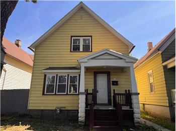 1118 S 18th St, Milwaukee, WI