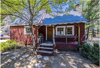 Primary listing photos for listing ID 642882