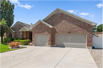 13842 S Pioneer Peak Cir, Herriman, UT