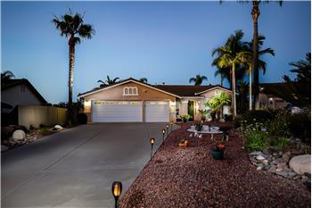Primary listing photos for listing ID 570720
