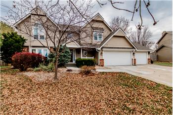 Primary listing photos for listing ID 527753