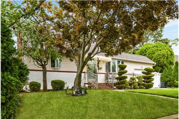 Primary listing photos for listing ID 546741
