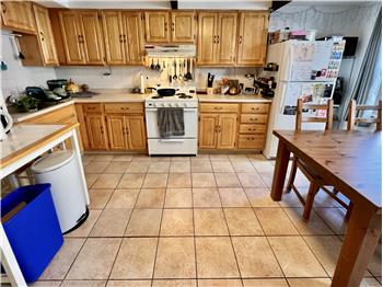 Primary listing photos for listing ID 642611